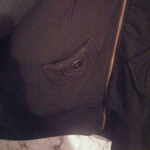 Jacket - Picture 2 of 4